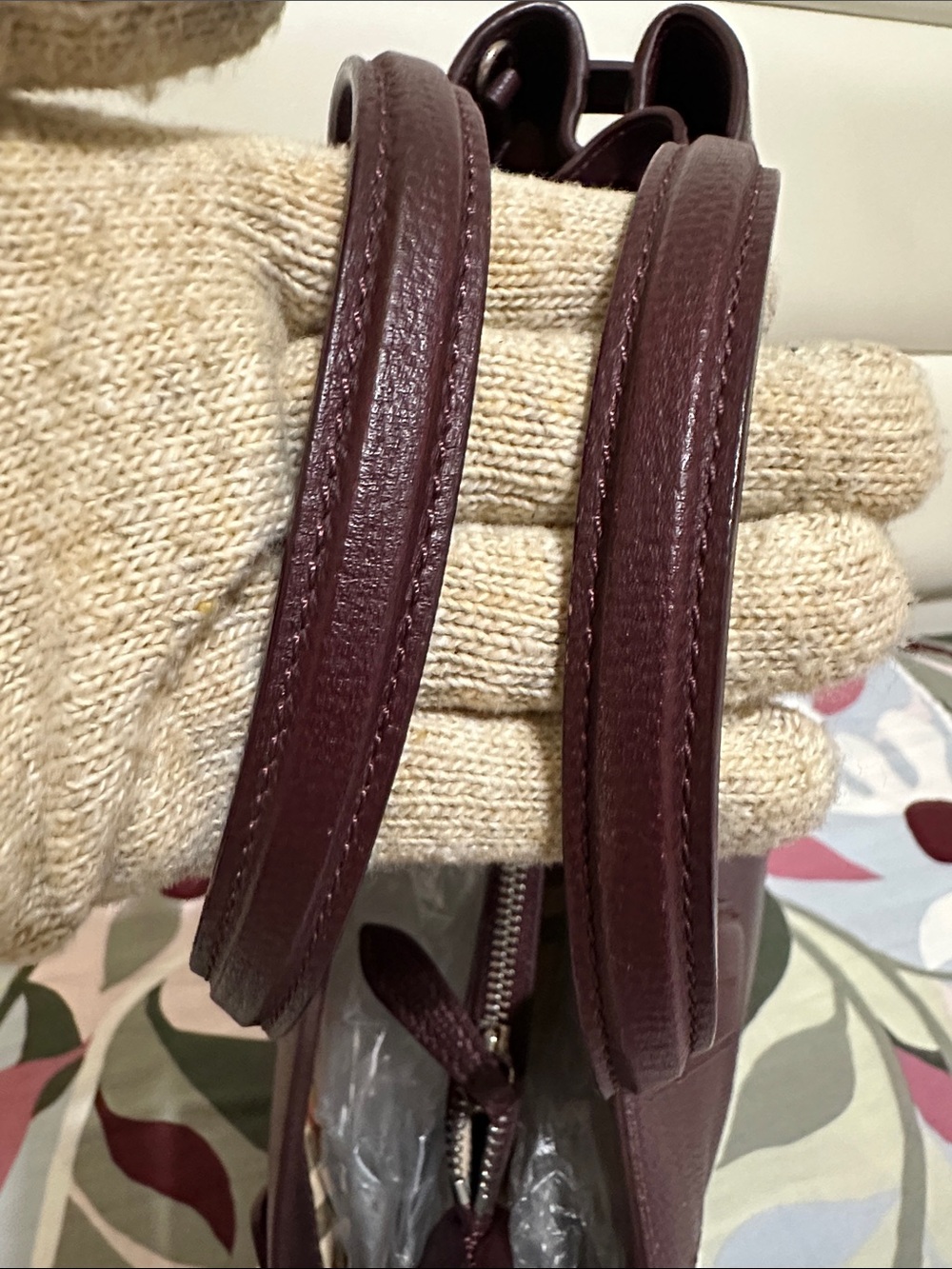Burberry Banner Tote Bag in Burgundy Leather - Picture 9 of 15